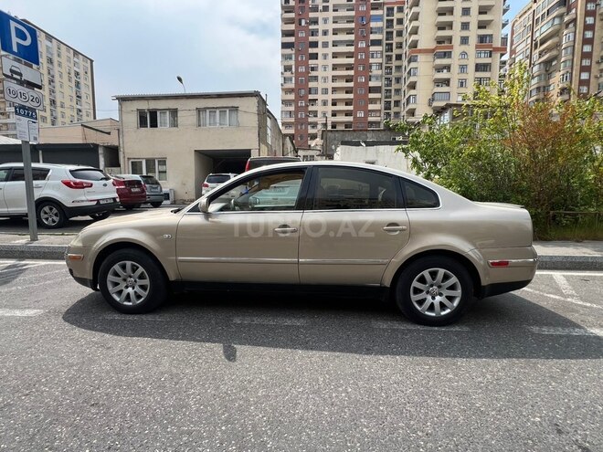 Volkswagen Passat-6