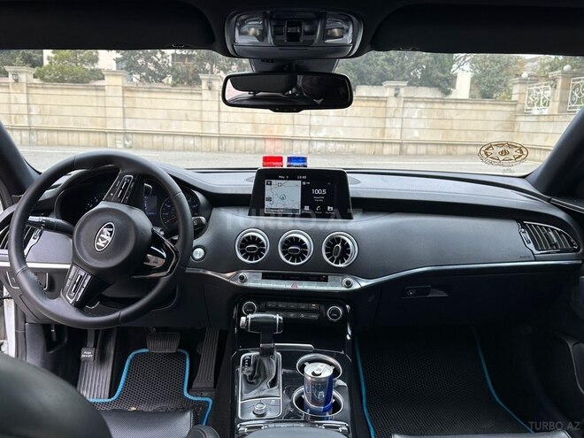 Kia Stinger-16