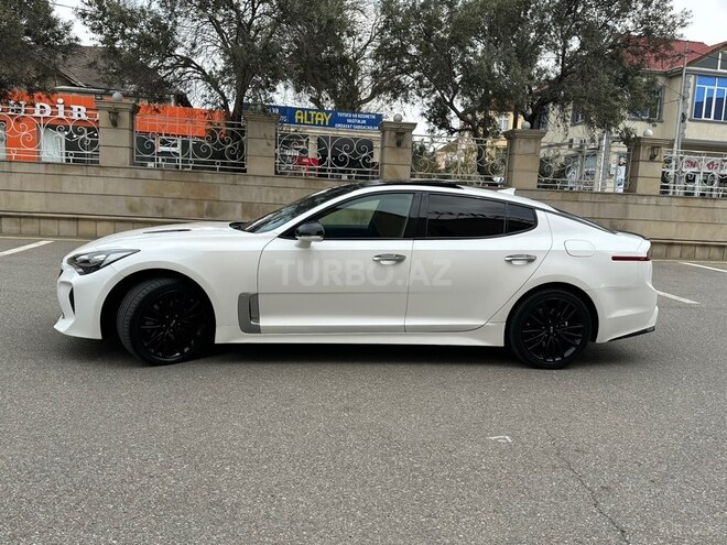 Kia Stinger-5