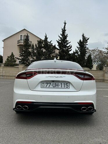 Kia Stinger-10