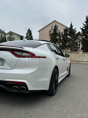 Kia Stinger-12