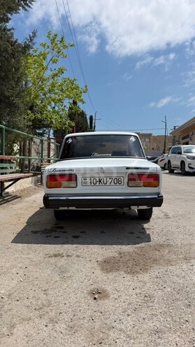 LADA (VAZ) 2107-2