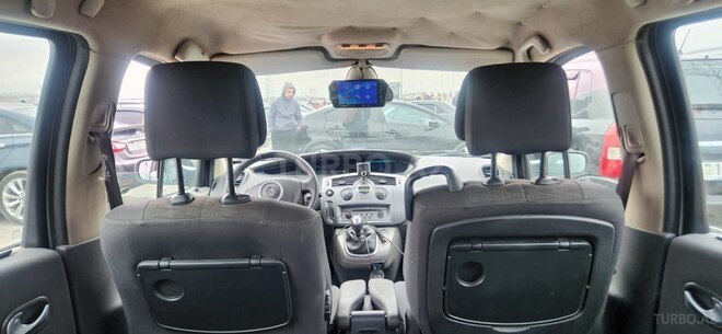 Renault Scenic-3