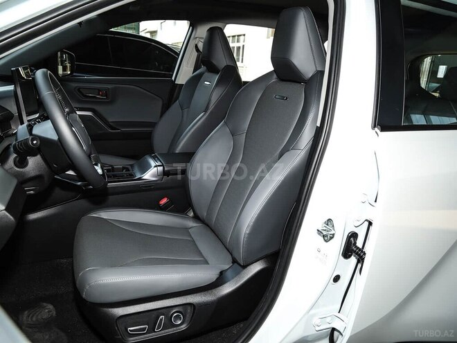 Toyota RAV4-9
