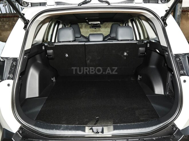 Toyota RAV4-17