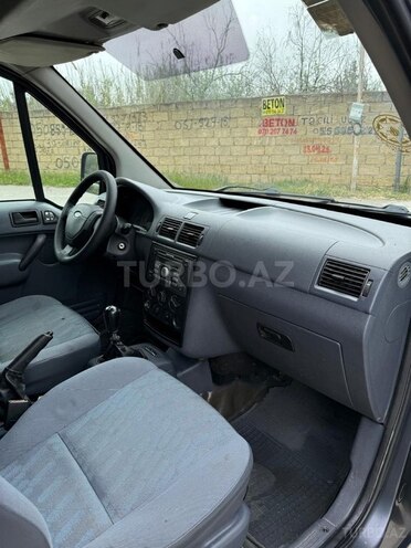 Ford Transit Connect-11