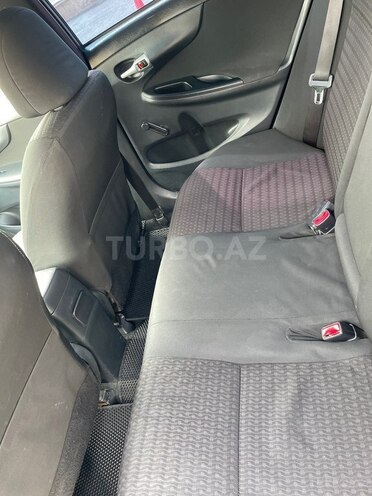 Toyota Corolla-4