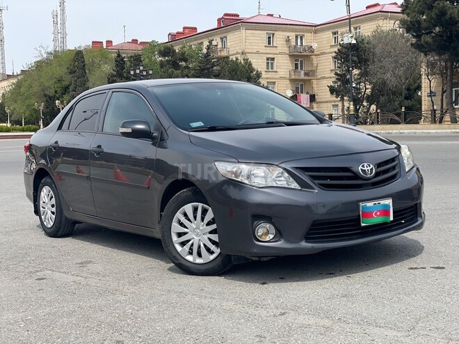 Toyota Corolla-6