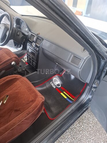 LADA (VAZ) Priora-10