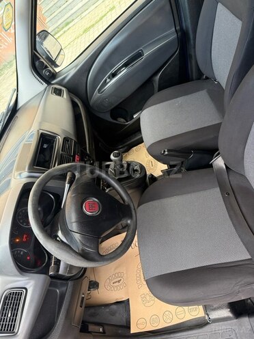 Fiat Doblo-20