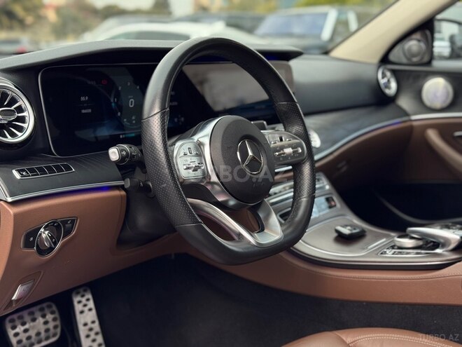 Mercedes E 220 d-25