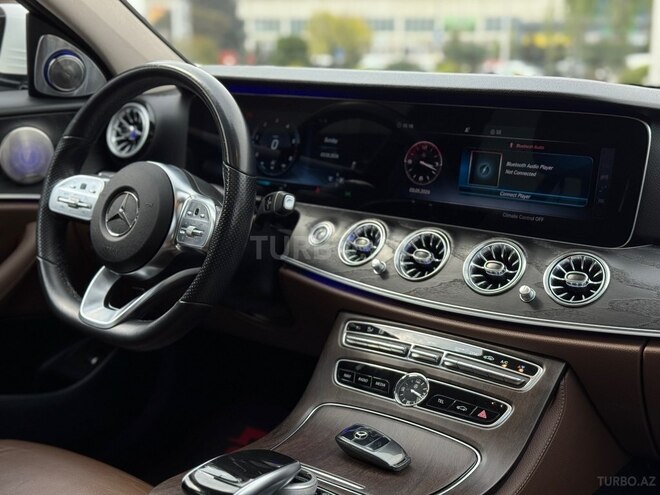 Mercedes E 220 d-20