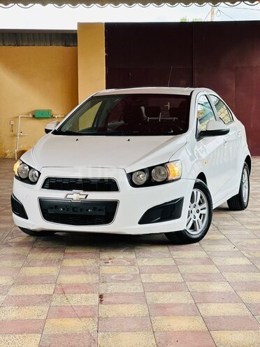 Chevrolet Aveo-1