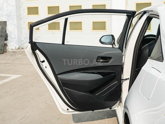 Toyota Corolla-12