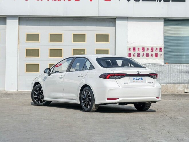 Toyota Corolla-4