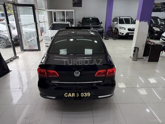 Volkswagen Passat-11