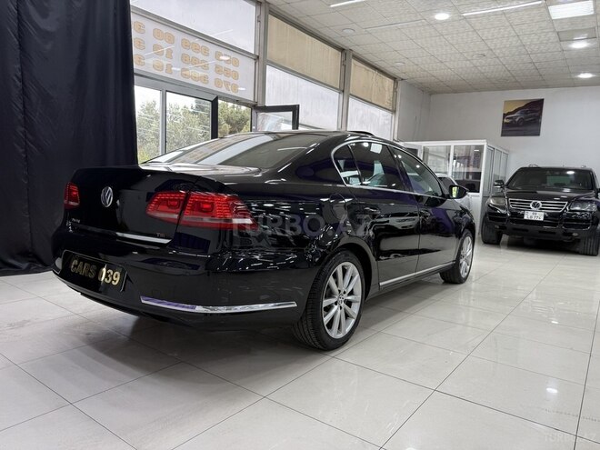Volkswagen Passat-13