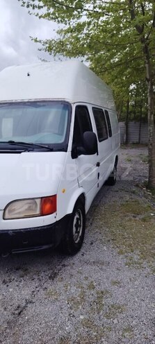 Ford Transit-2