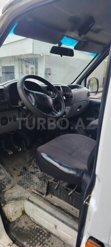 Ford Transit-9