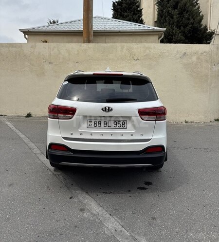 Kia Sorento-2