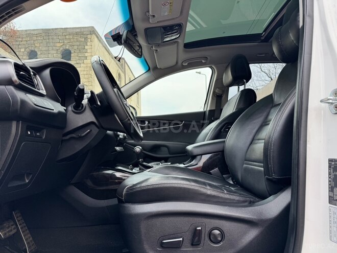 Kia Sorento-16