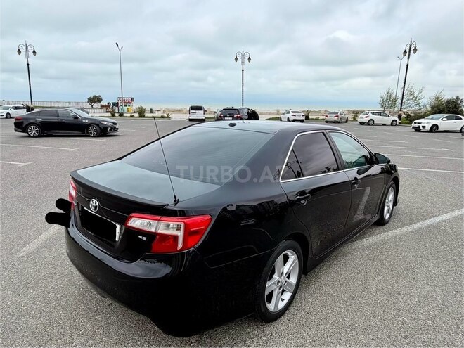 Toyota Camry-9