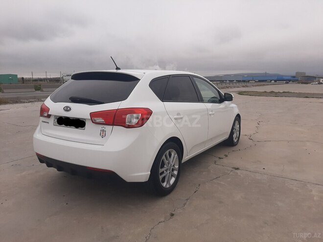 Kia Cerato-8