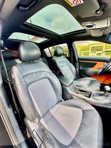 Kia Sportage-10