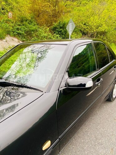 Mercedes C 180-6