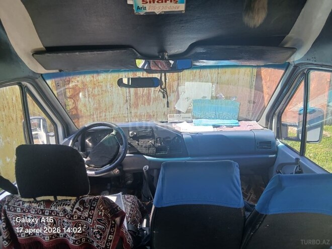 Mercedes Sprinter 208-6