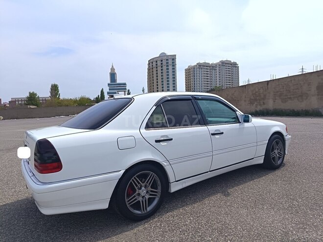 Mercedes C 230-4