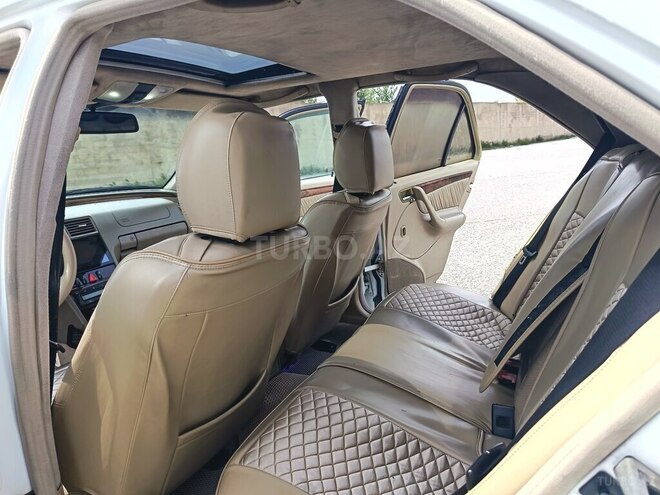 Mercedes C 230-12