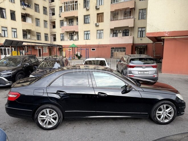 Mercedes E 220-8