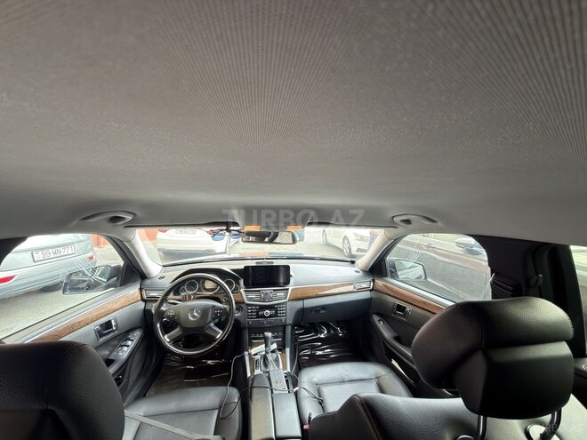 Mercedes E 220-6