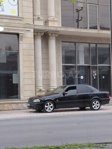 Mercedes C 180-11