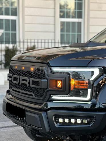 Ford F-150-5