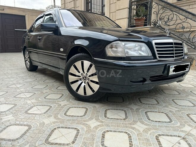 Mercedes C 180-9