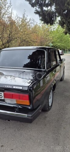 LADA (VAZ) 2107-2