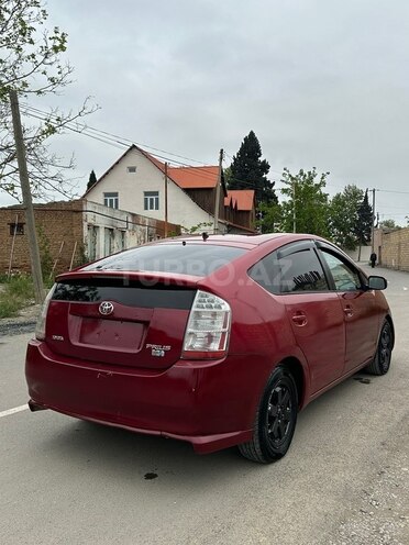Toyota Prius-7