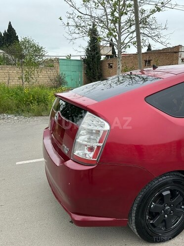 Toyota Prius-8