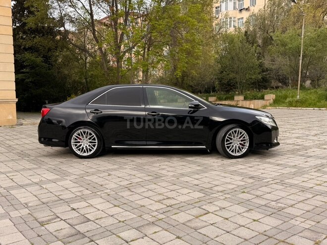Toyota Camry-3
