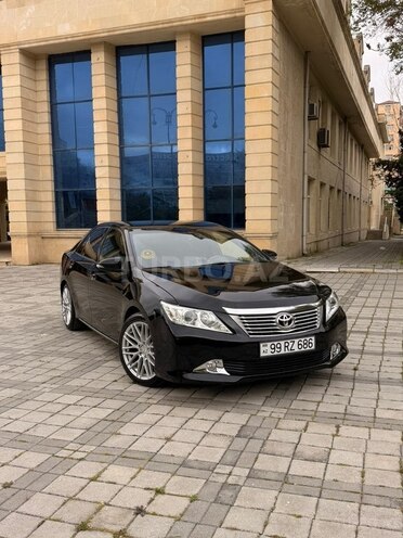Toyota Camry-2