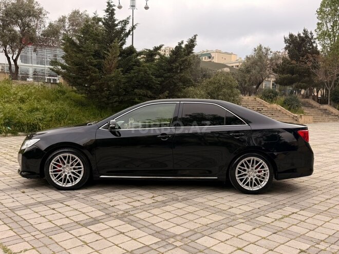 Toyota Camry-4