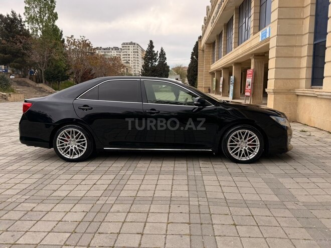 Toyota Camry-10