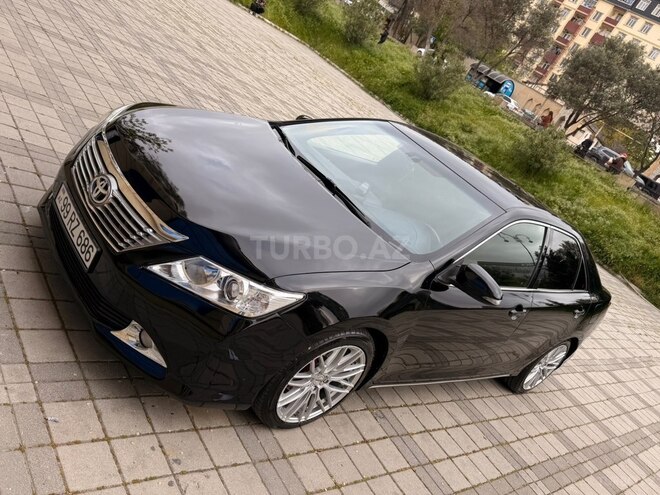 Toyota Camry-7