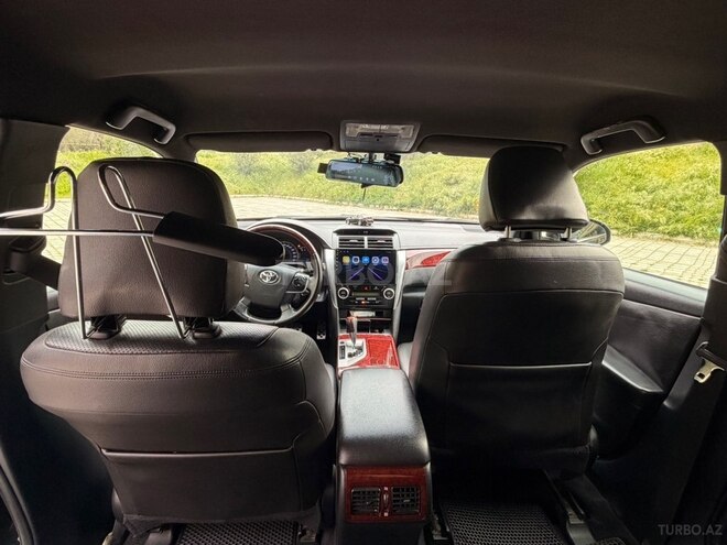 Toyota Camry-17