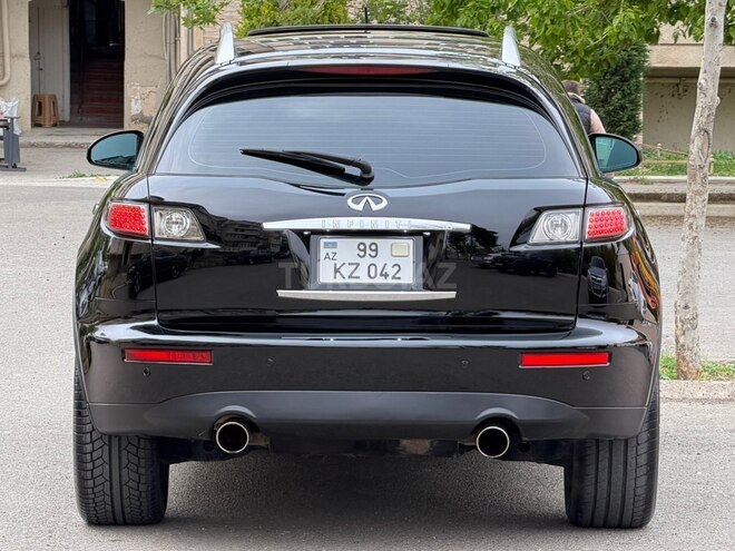 Infiniti FX35-8