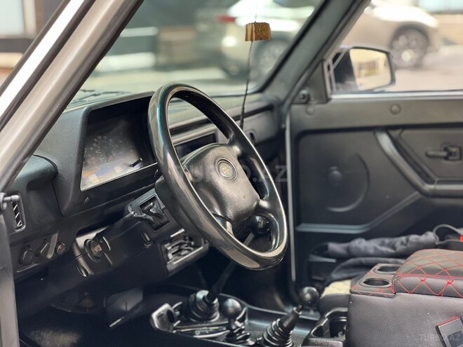 LADA (VAZ) Niva-15