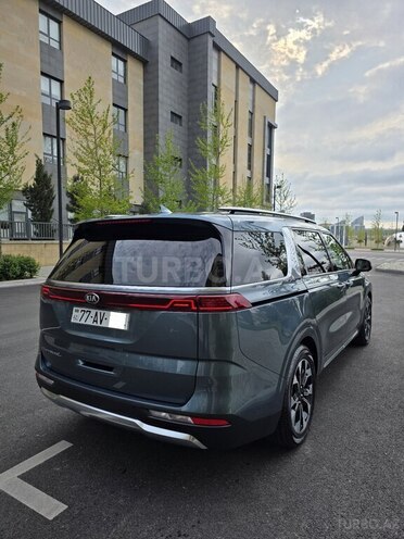 Kia Carnival-5