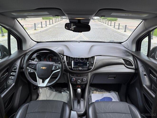 Chevrolet Trax-13